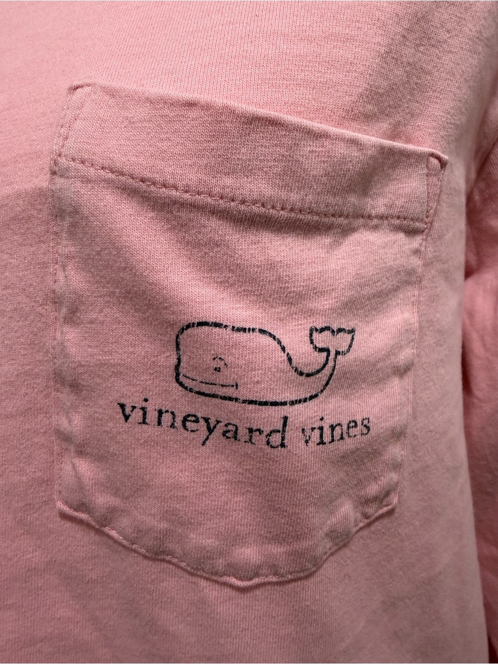 Vineyard Vines Men’s Light Pink Long-Sleeve Pocket Tee - Picture 2 of 4